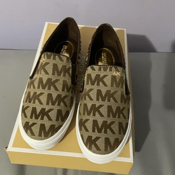 Michael Kors Boerum Double Gore MK Signature Jacquard Sneakers - Picture 1 of 5